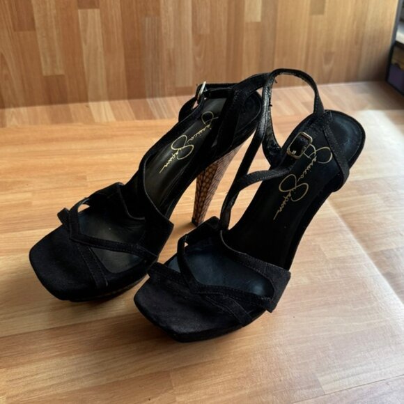 Jessica Simpson black spiked strappy sandals size 6 - Picture 2 of 14